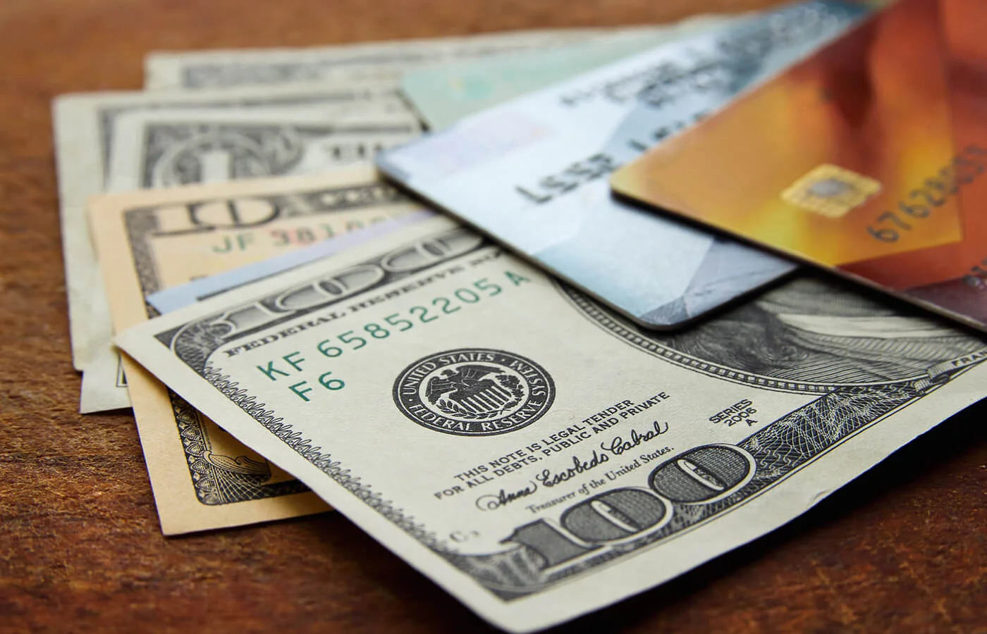 4 Alasan Alat Pembayaran Digital Belum Bisa Menggantikan Uang Kartal
