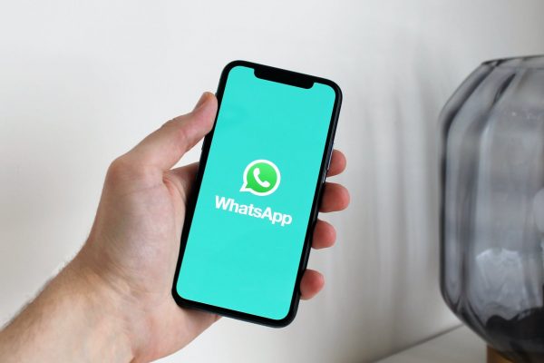 Ubah Peraturan Privasi Data, Aman Chatting Bisnis di Whatsapp?