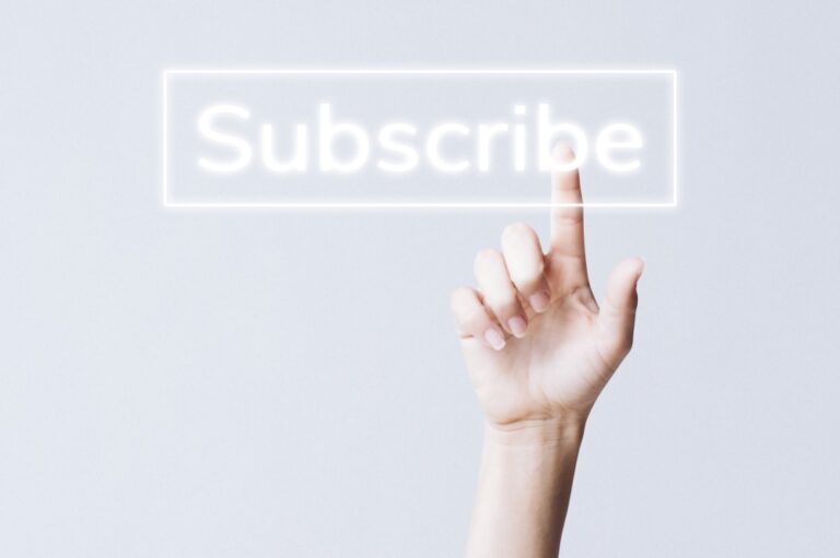 Subscription vs One Time Payment: Model Mana yang Cocok untuk Bisnismu?