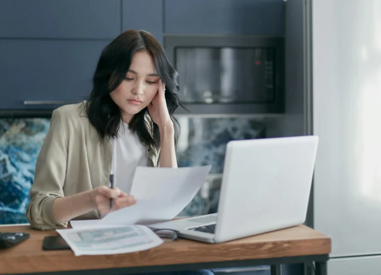 Free Invoice Generator: Kenapa Paper.id Pilihan Paling Cerdas