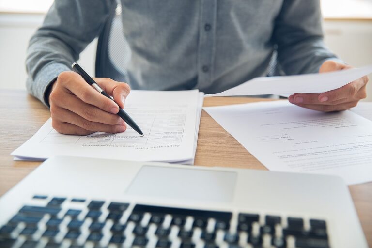 6 Contoh Surat Serah Terima Barang, Penting untuk Kelancaran Bisnis!