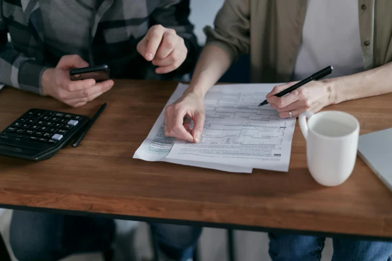 Invoice Online: Definisi dan Cara Mengoptimalkan Invoice Bisnis