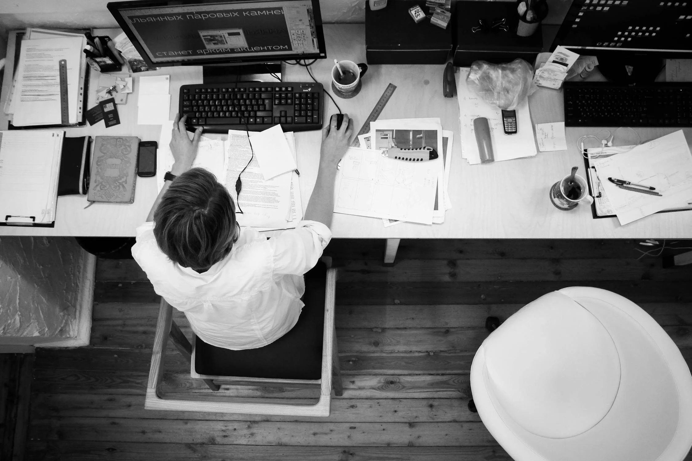 Mengenal Admin Invoice: Tugas, Gaji, dan Solusi Digital Bersama Paper.id
