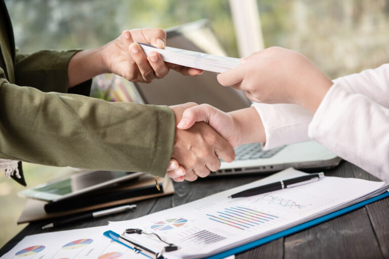 Down Payment (DP): Pengertian, Cara Kerja, dan Contohnya