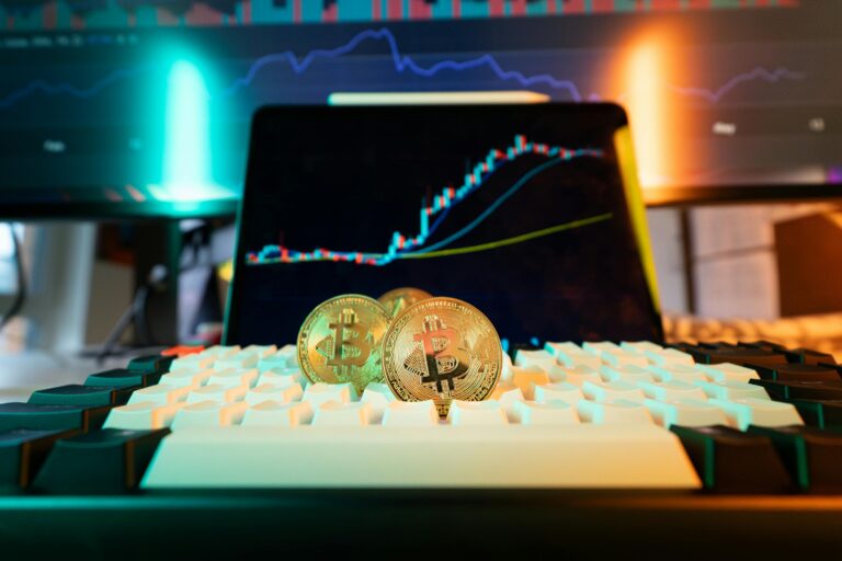 Tips Memilih Platform Trading Terbaik untuk Beli Bitcoin