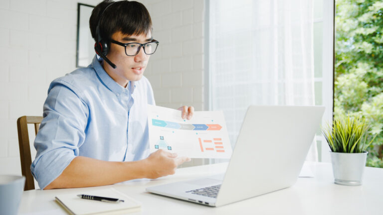 ERP System: Definisi dan Cara Memilihnya untuk Bisnismu!