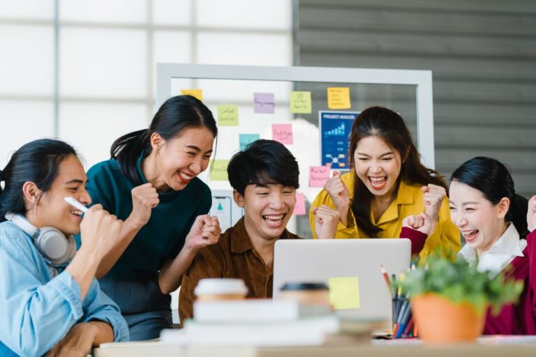 10 Contoh Startup di Indonesia, B2B dan B2C Semua Ada!