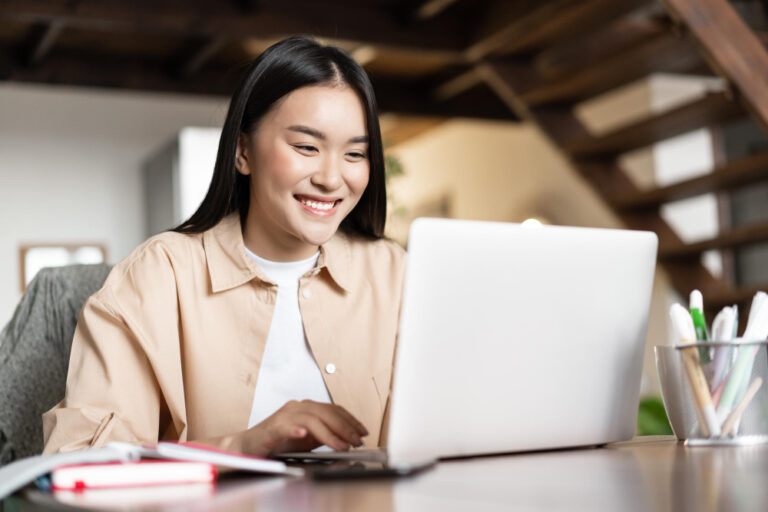 10+ Daftar Rekomendasi Website Freelance Lokal dan Luar 