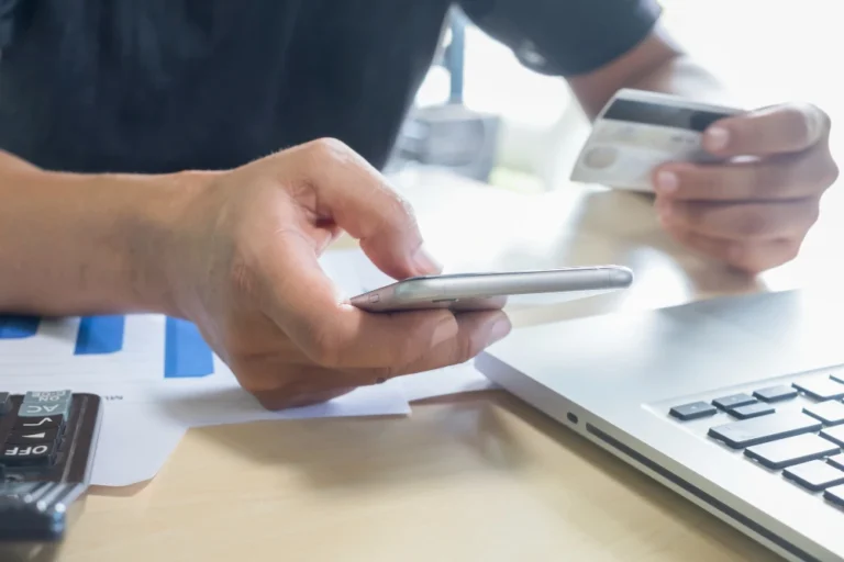 Kode Transfer Bank BCA Terlengkap: SWIFT, Kode Bank, dan Kode Cabang